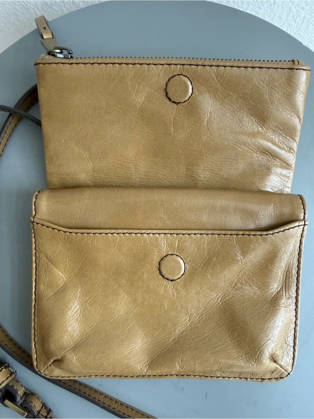 HOBO Beige Leather Crossbody Organizer Bag Small - Picture 3 of 7